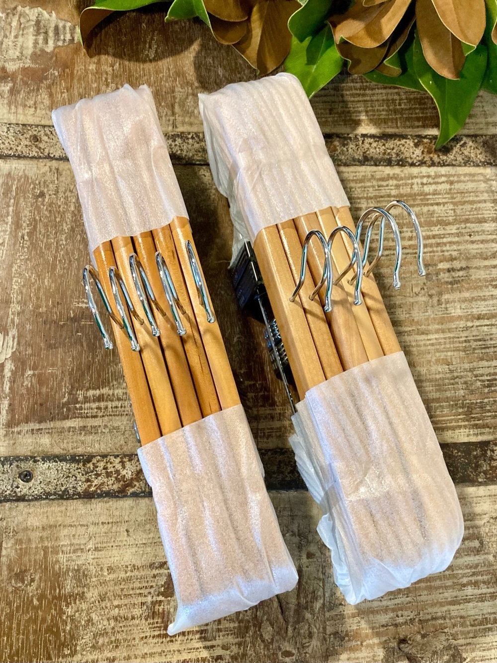 10 Pants Hangers Wood and Metal With Clips - Picture 2 of 11